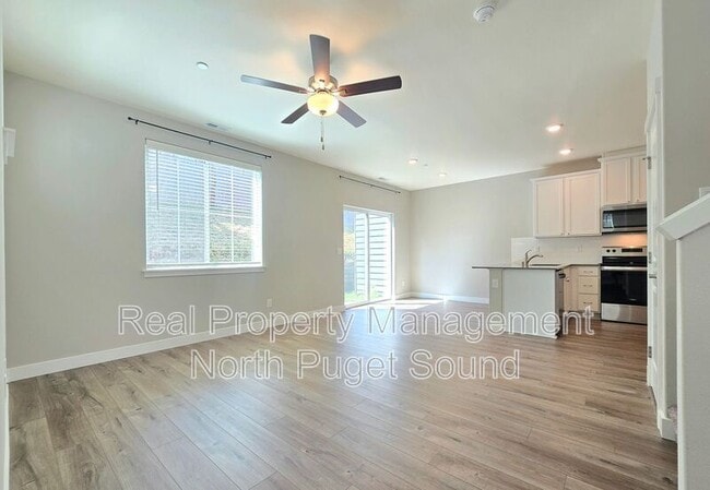 Photo - 8303 Gilman Wy