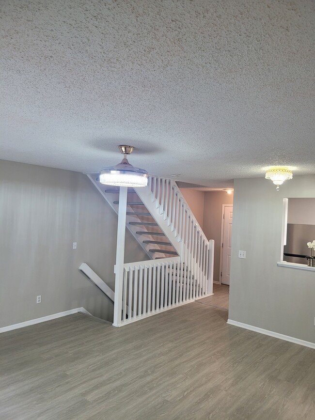 Photo - 1730 Ridgebury Dr Unit Hilliard Common Condominium