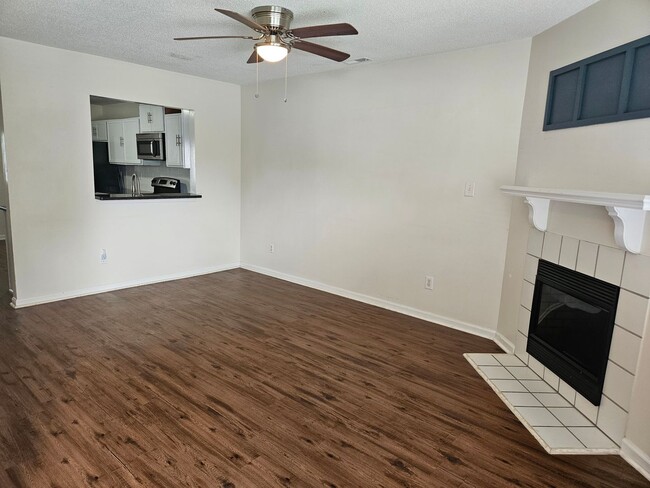 Photo - Affordable Townhome In Hunter's Creek!