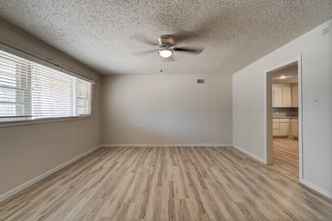 Photo - 1st Month's Free! Spacious 4 Bed 2 bath in Central Lubbock!