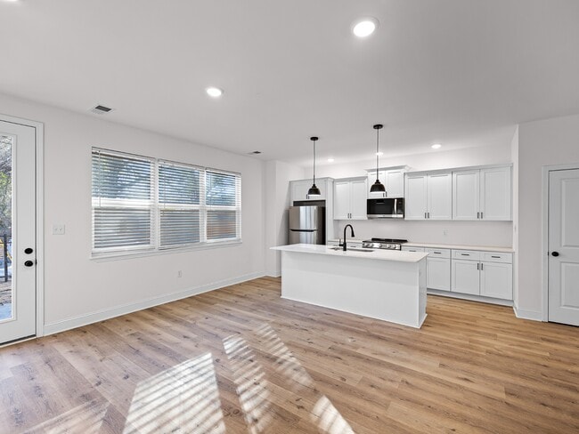 Photo - 521 Lambuth Blvd Unit A