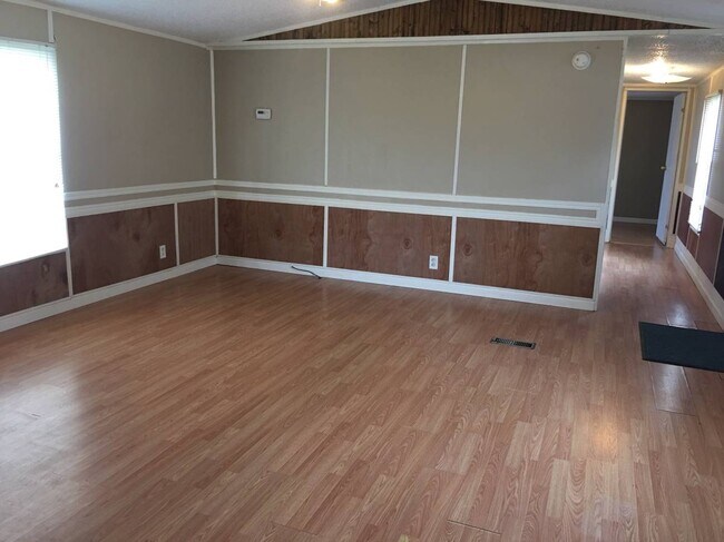 Photo - 4006 Sherry St