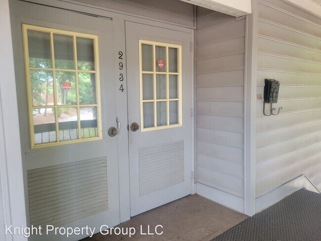 Photo - 2 br, 1 bath House - 2934 Carriage Drive