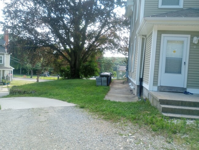 Photo - 138 Laurel Hill Ave