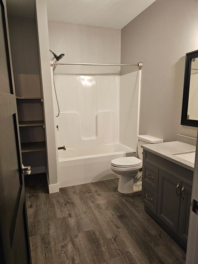 Photo - 122 S Main St Unit 2