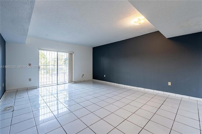 Photo - 250 NW 107th Ave Unit 205