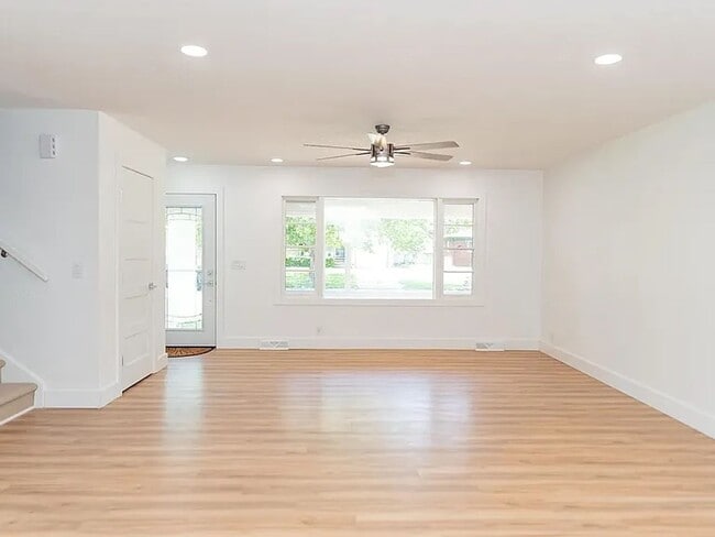 Photo - Spacious 4-Bedroom / 2-Bath Home in Wichit...