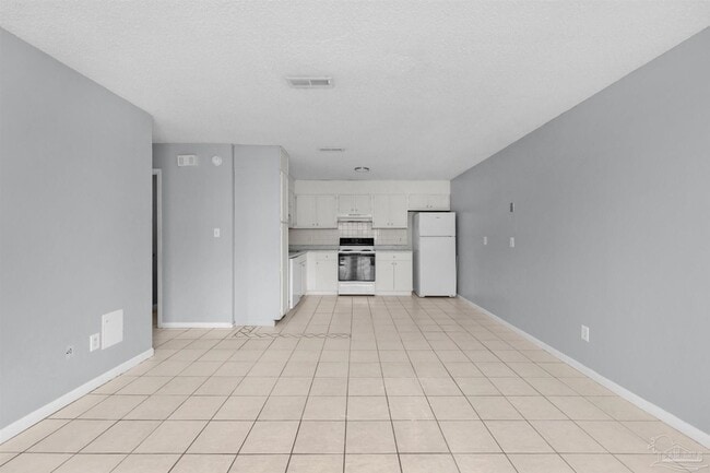 Photo - 3353 Green Briar Cir