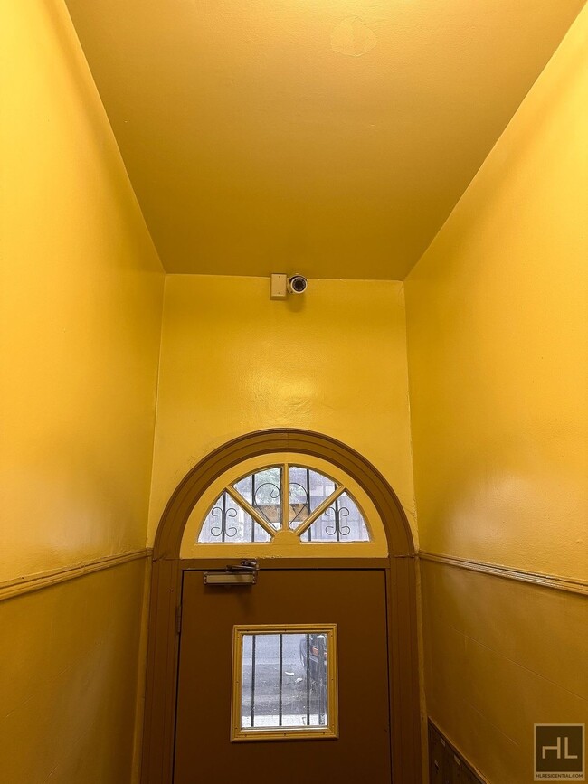 JUDGE STREET - JUDGE STREET Apartment