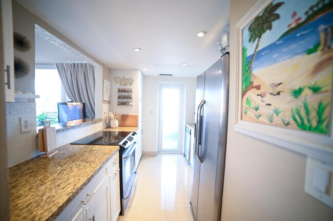 Photo - 2701 N Ocean Blvd Unit 2F