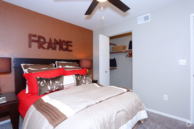 2BR, 2BA - 1015 SF Bedroom