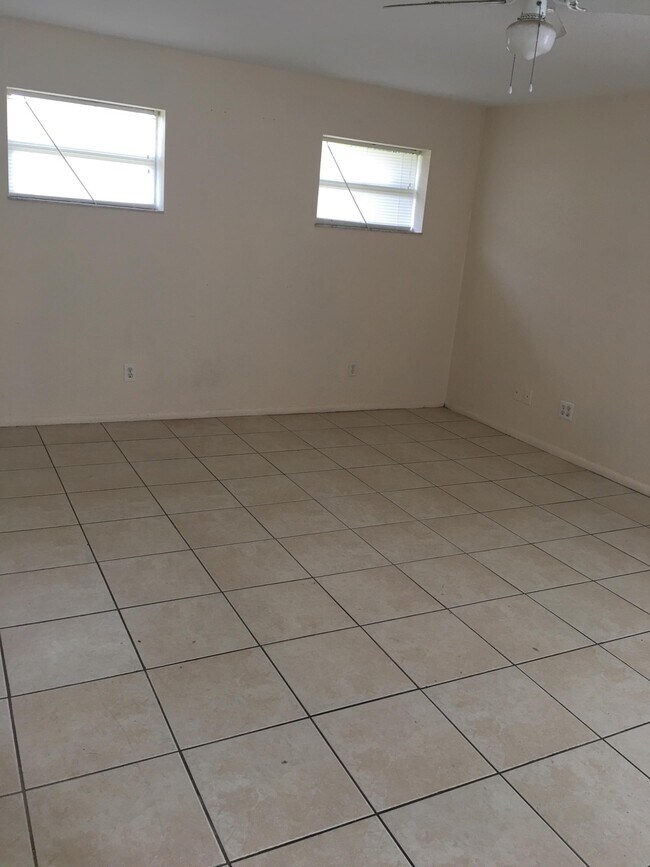 Photo - 414 Cortez Dr