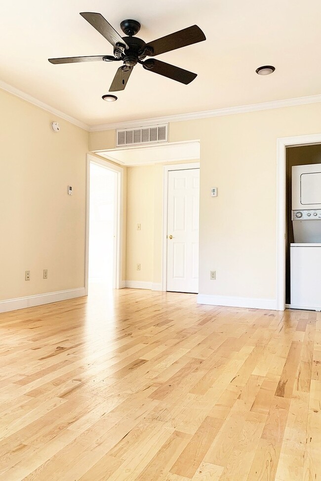 Photo - 158 North St Unidad APT I