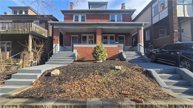 Photo - 3566 Beechwood Blvd
