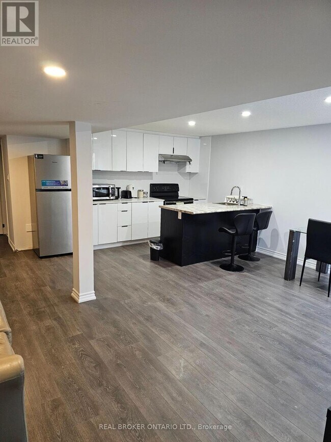 Photo - 31 Swordfish Dr