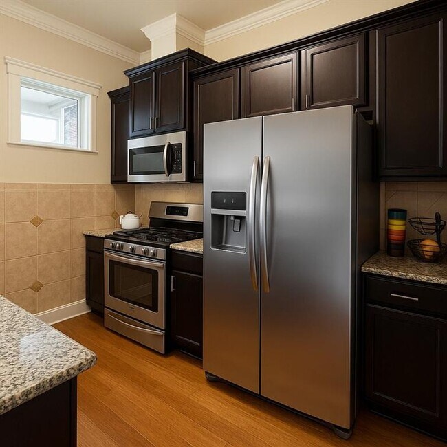 Photo - 4420 Red River St