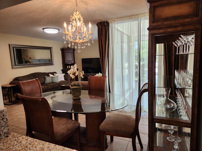 Photo - 825 Egret Cir Unidad 825Egret  111