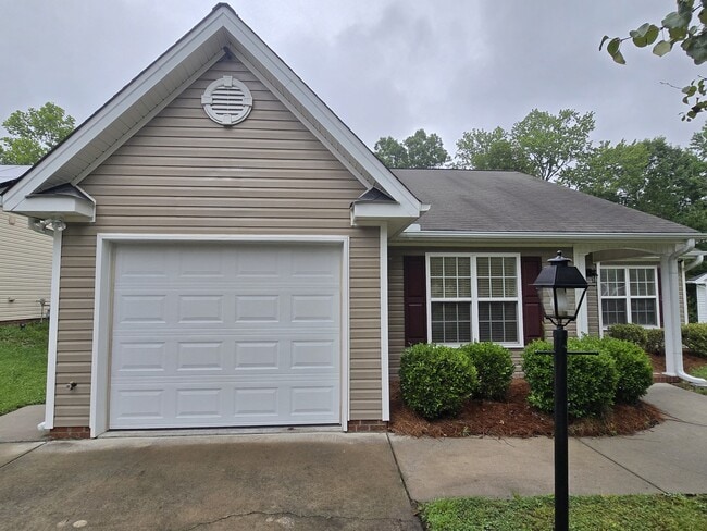 Photo - 2447 Mid Salem Dr