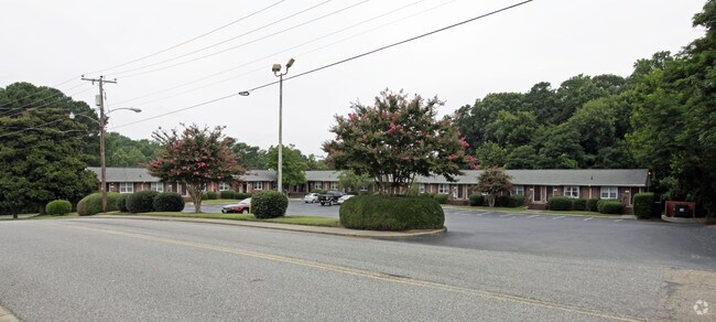 Photo - Spring Road Apartments