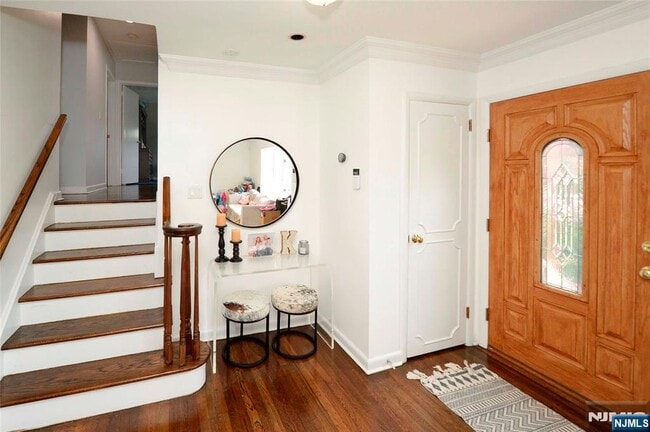 Building Photo - 3 Garvey Pl Rental