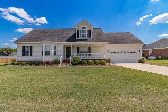 Building Photo - Updated 3 BR Home in Woodridge Estates~LAWN CARE INCLUDED