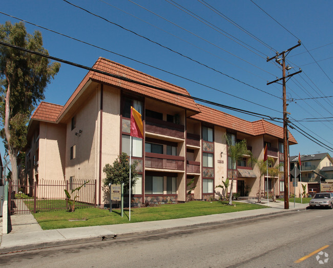 Montecito - Montecito Apartments