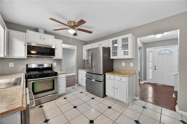 Photo - 1902 Woods Ct