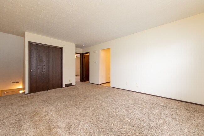 Photo - Wilmich Manor