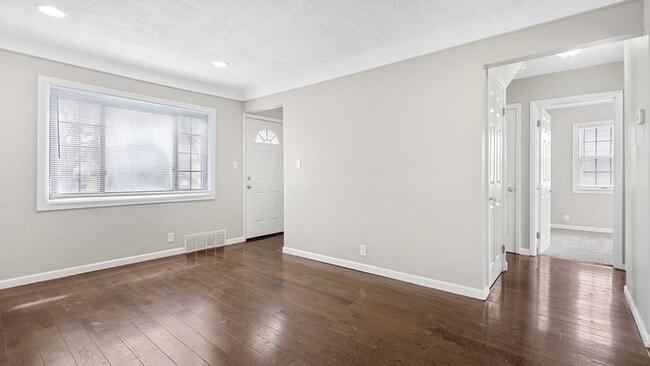 Photo - 2162 Champaign Rd