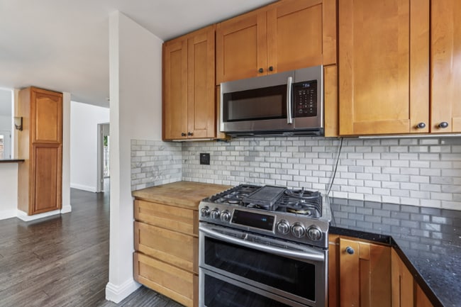 Photo - 1040 N Capitol Ave Unit 1