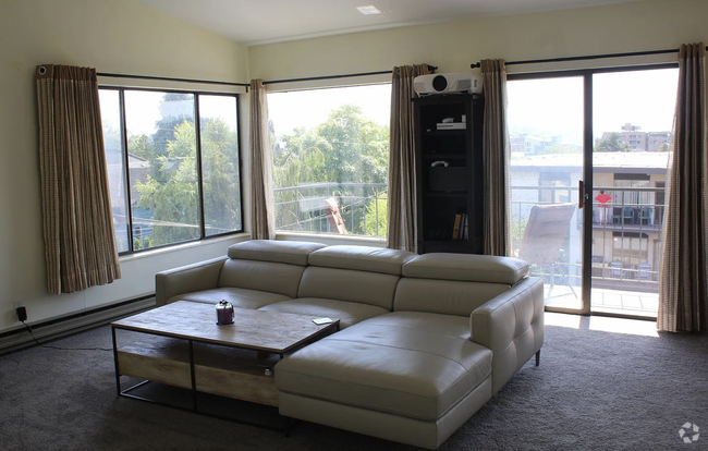 Building Photo - 6200 24th Ave NW Unit Duplex incl utils n park Rental
