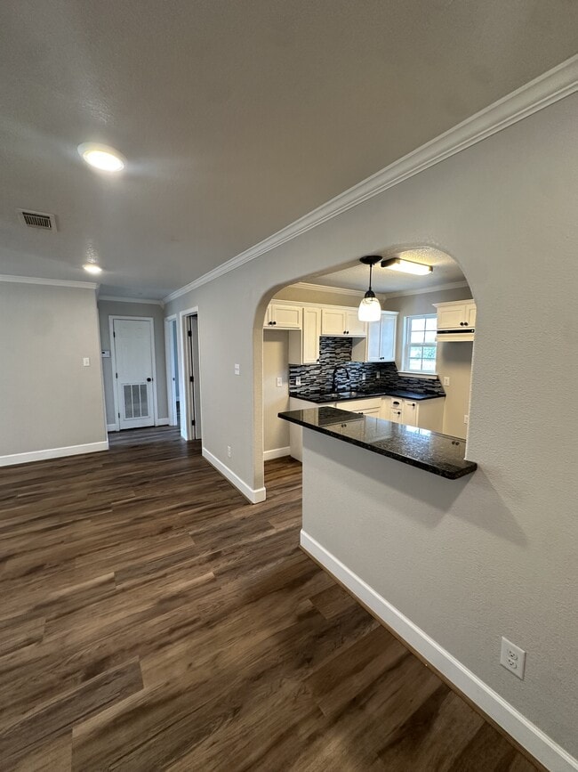 Photo - 1320 S 35th St