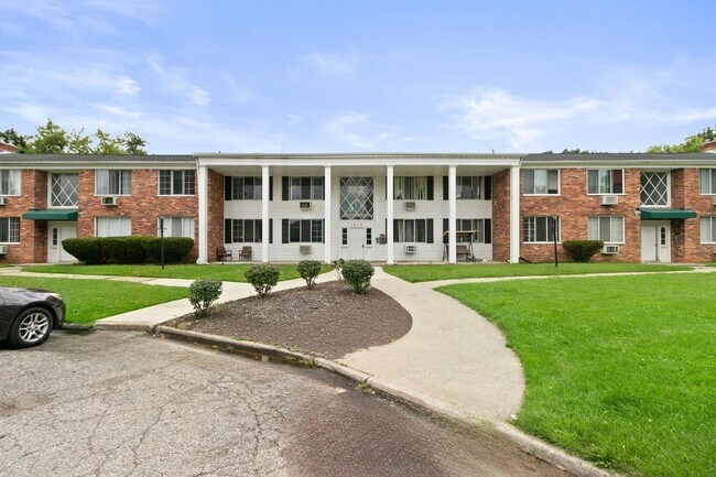 Potomac Village