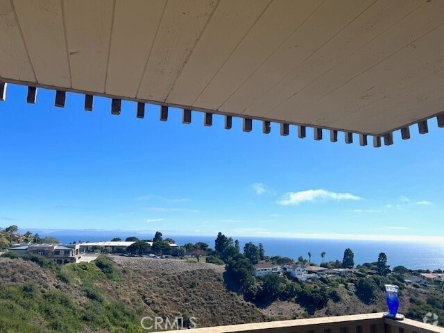 Building Photo - 6526 Ocean Crest Dr Unit A-204 Rental