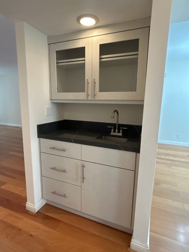Photo - 400 S Garfield Ave