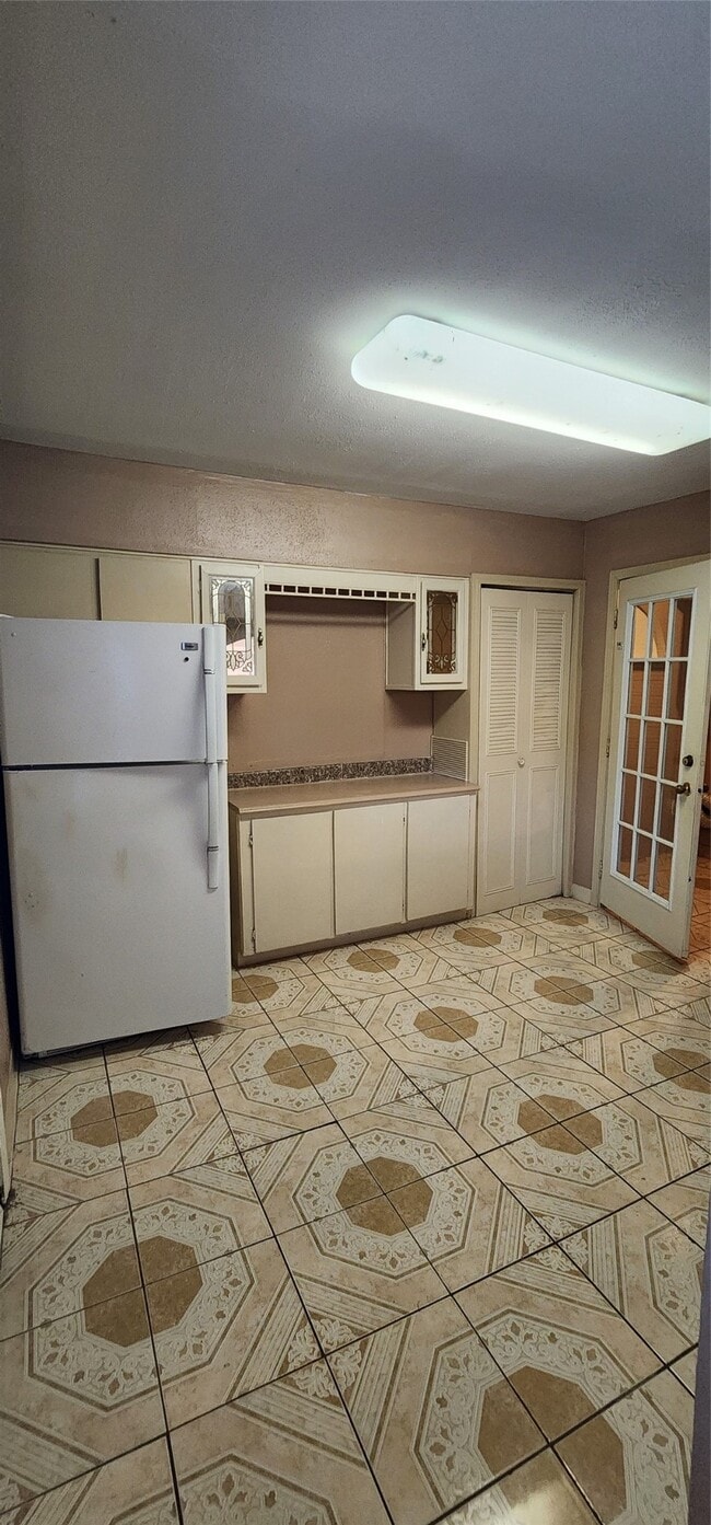 Photo - 968 Garapan St