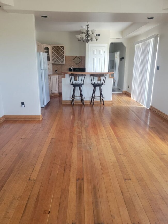 Photo - ALL PROSPECTIVE TENANTS MUST SUBMIT A $58 NON-REFUNDABLE APPLICATION FEE PER APPLICANT ONLINE AND...