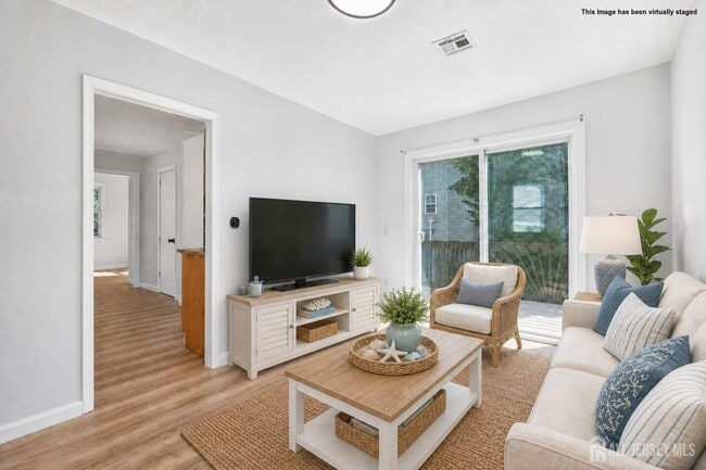 Photo - 250 Brookside Ave