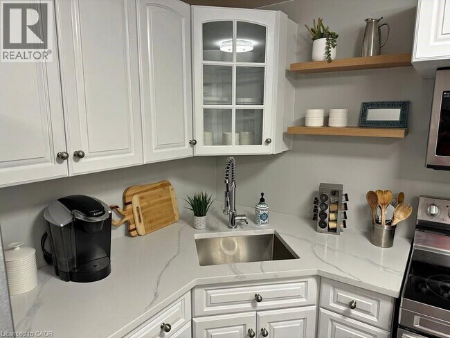Photo - 348 Springbrook Ave