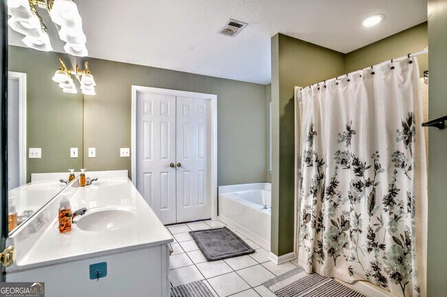 Photo - 4306 Sugar Maple Chase NW House