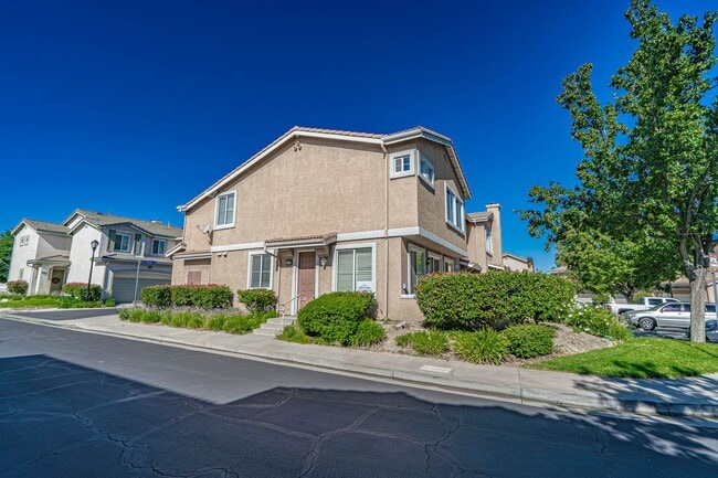 Building Photo - 25410 Dry Creek Ct