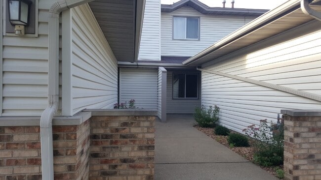 Photo - 1340 68th Ln N