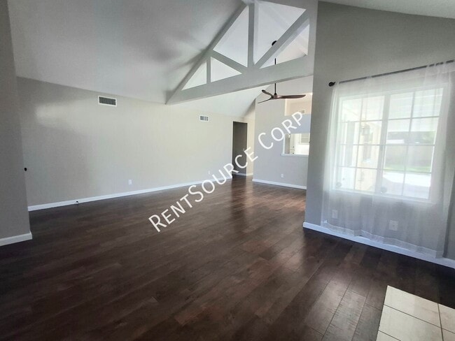 23910 Clayton Ct