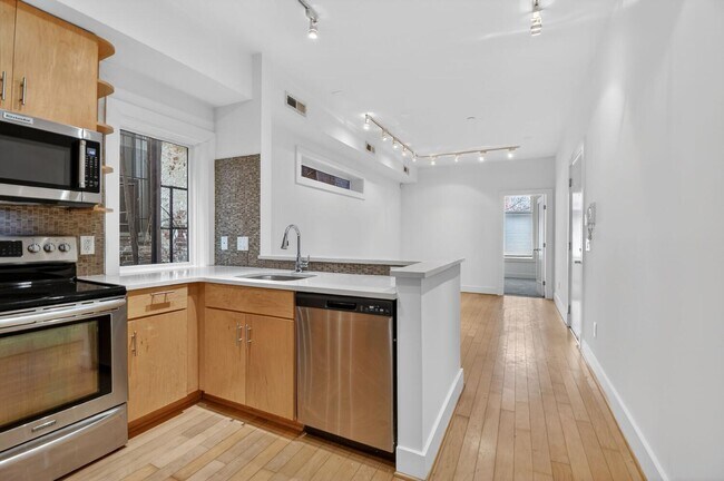 Photo - 1503 11th St NW Unit 2