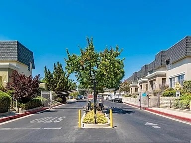 Gated Community - 6561 Vanalden Ave Townhome