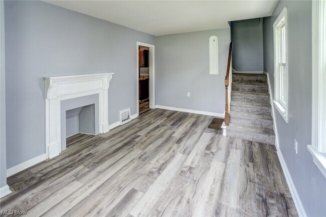 Photo - 662 Lincoln Blvd