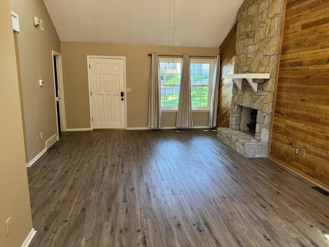 Photo - 10121 Edelweiss Cir
