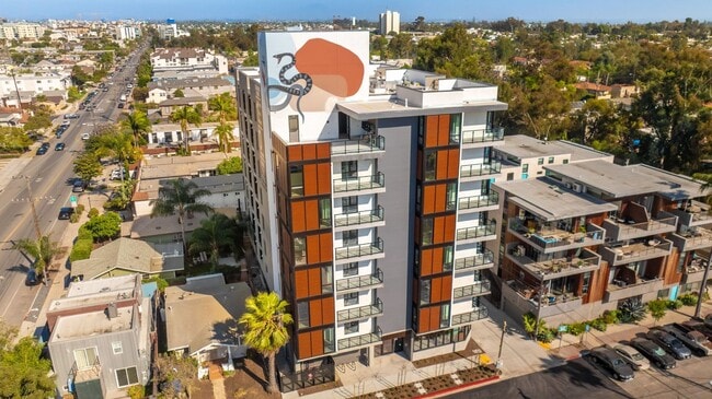 Building Photo - 10th and Robinson