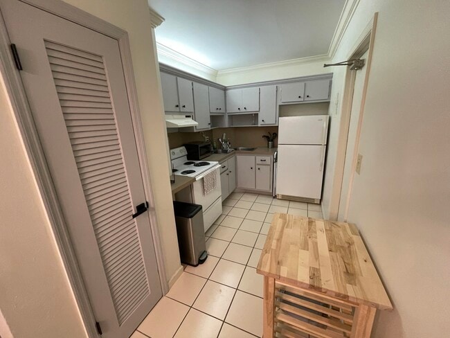 Photo - 2424 SE 17th St Unit 203b