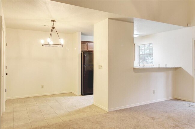 Photo - 1730 N Chestnut Ave